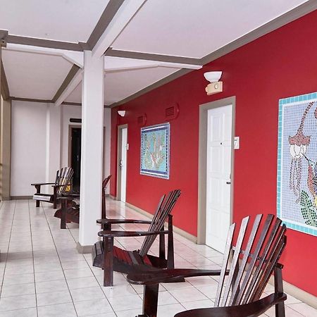Tradewinds Hotel San Fernando Extérieur photo
