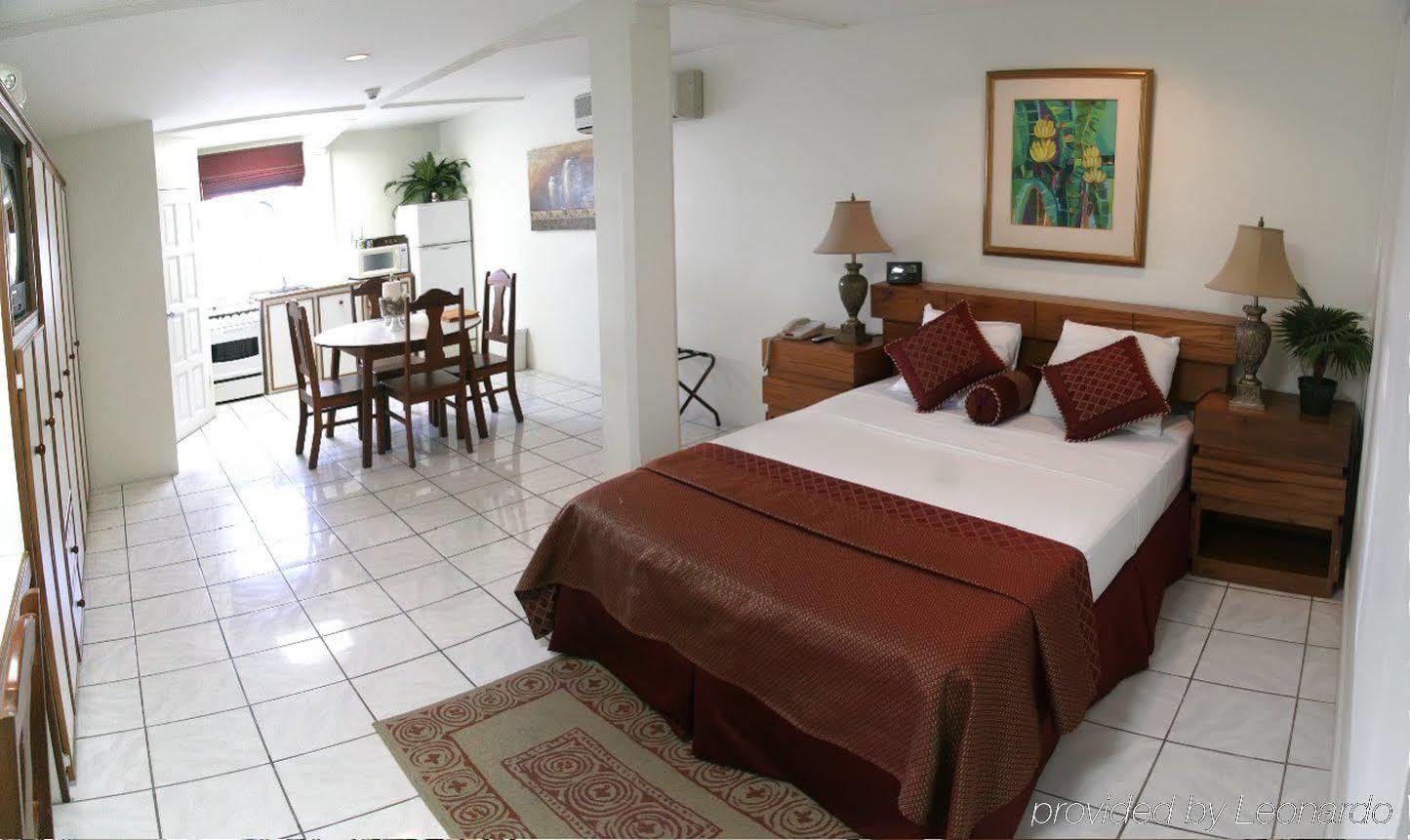 Tradewinds Hotel San Fernando Chambre photo