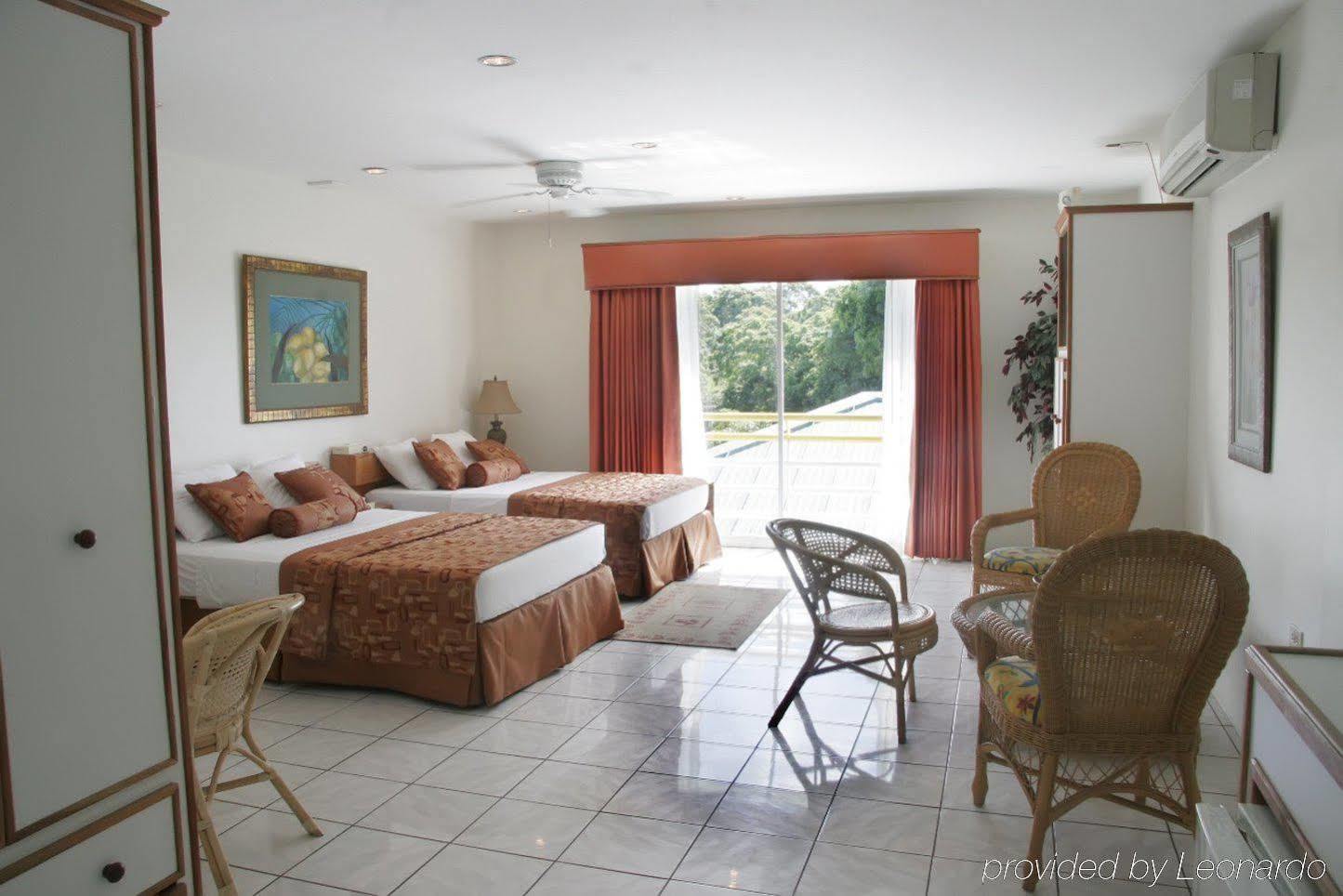 Tradewinds Hotel San Fernando Chambre photo